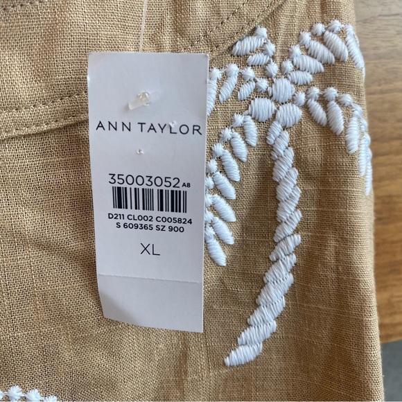 NWT Ann Taylor Palm Embroidered Button Back Halter Top, Size XL - Picture 12 of 12